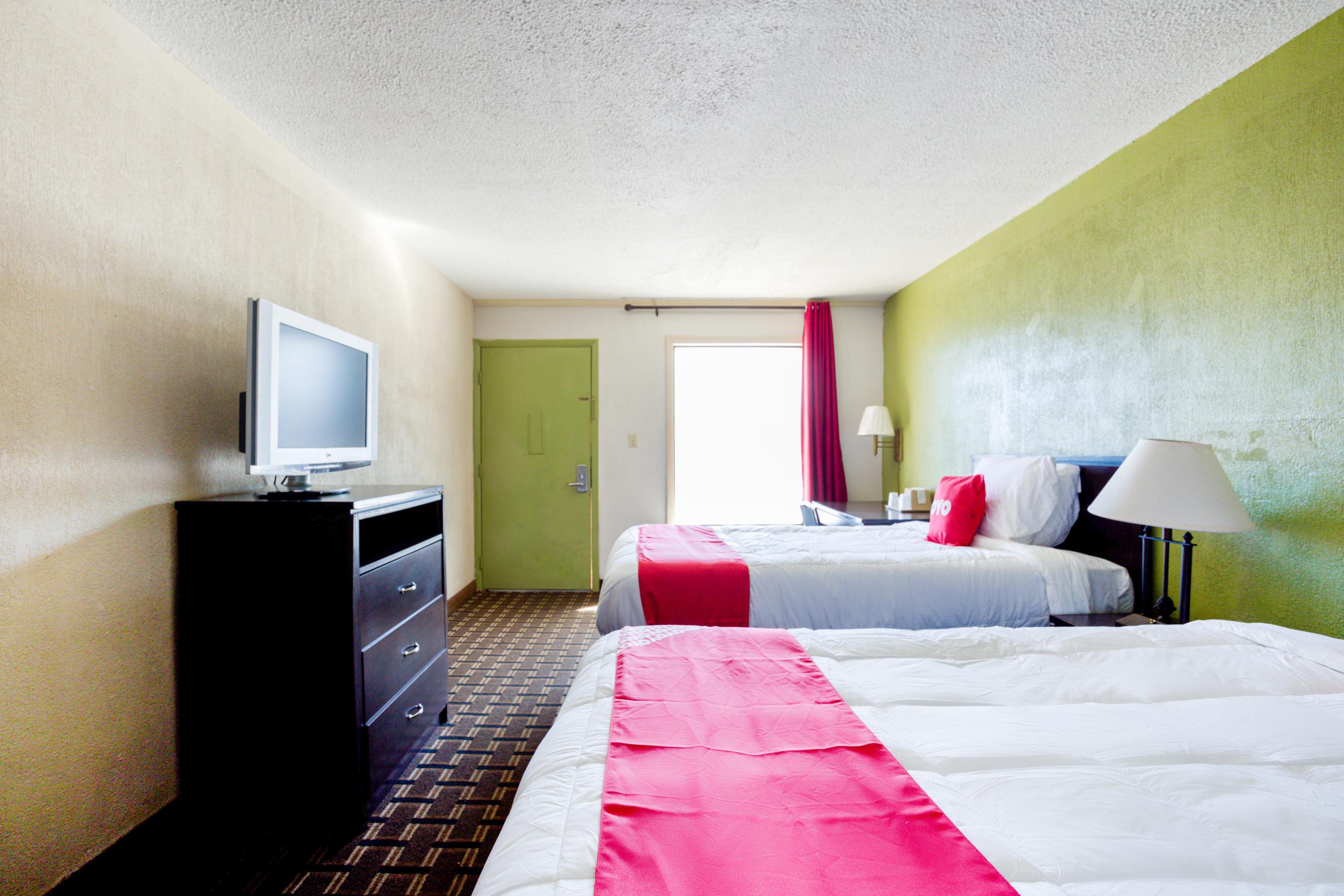 Oyo Hotel Pensacola I-10 & Hwy 29 Ferry Pass エクステリア 写真