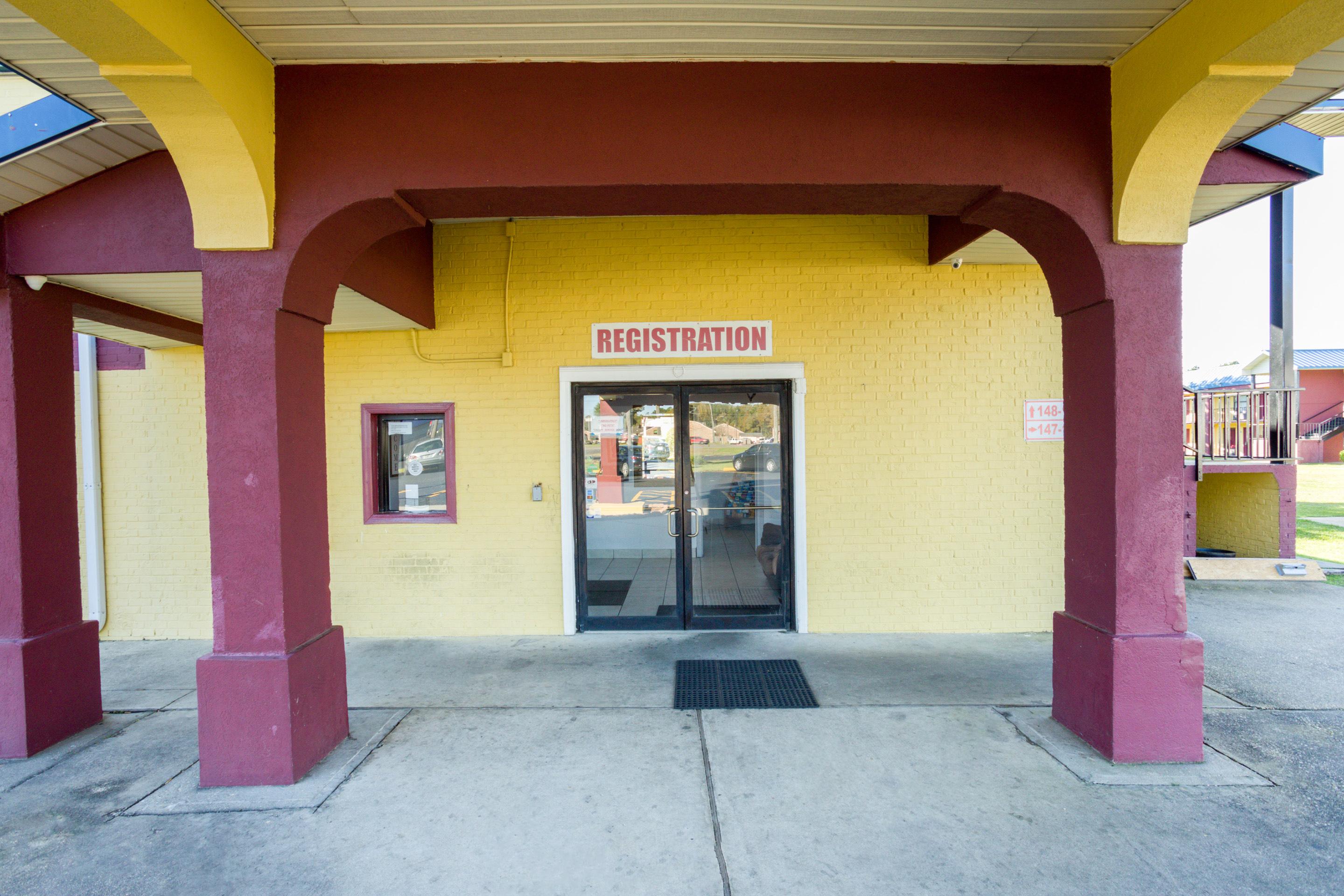 Oyo Hotel Pensacola I-10 & Hwy 29 Ferry Pass エクステリア 写真