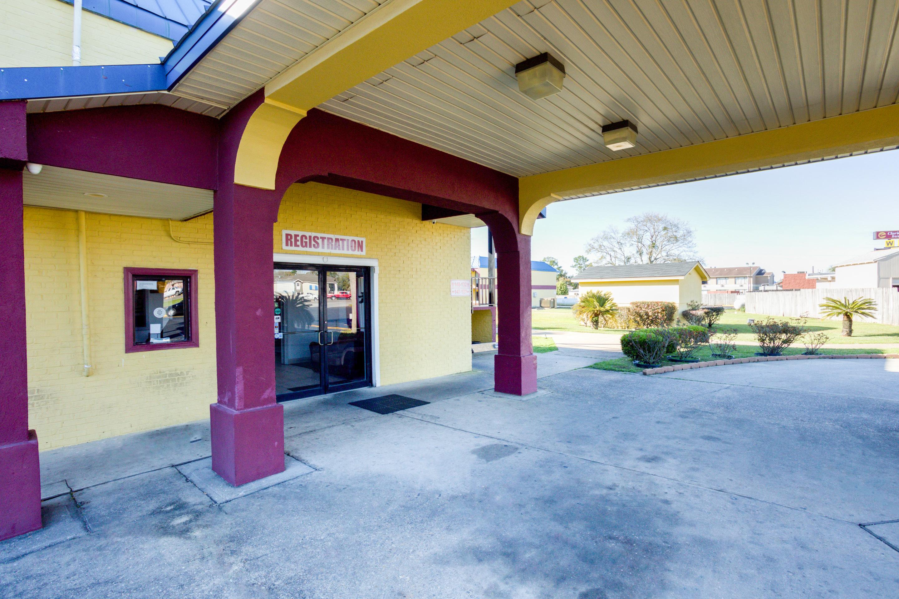Oyo Hotel Pensacola I-10 & Hwy 29 Ferry Pass エクステリア 写真