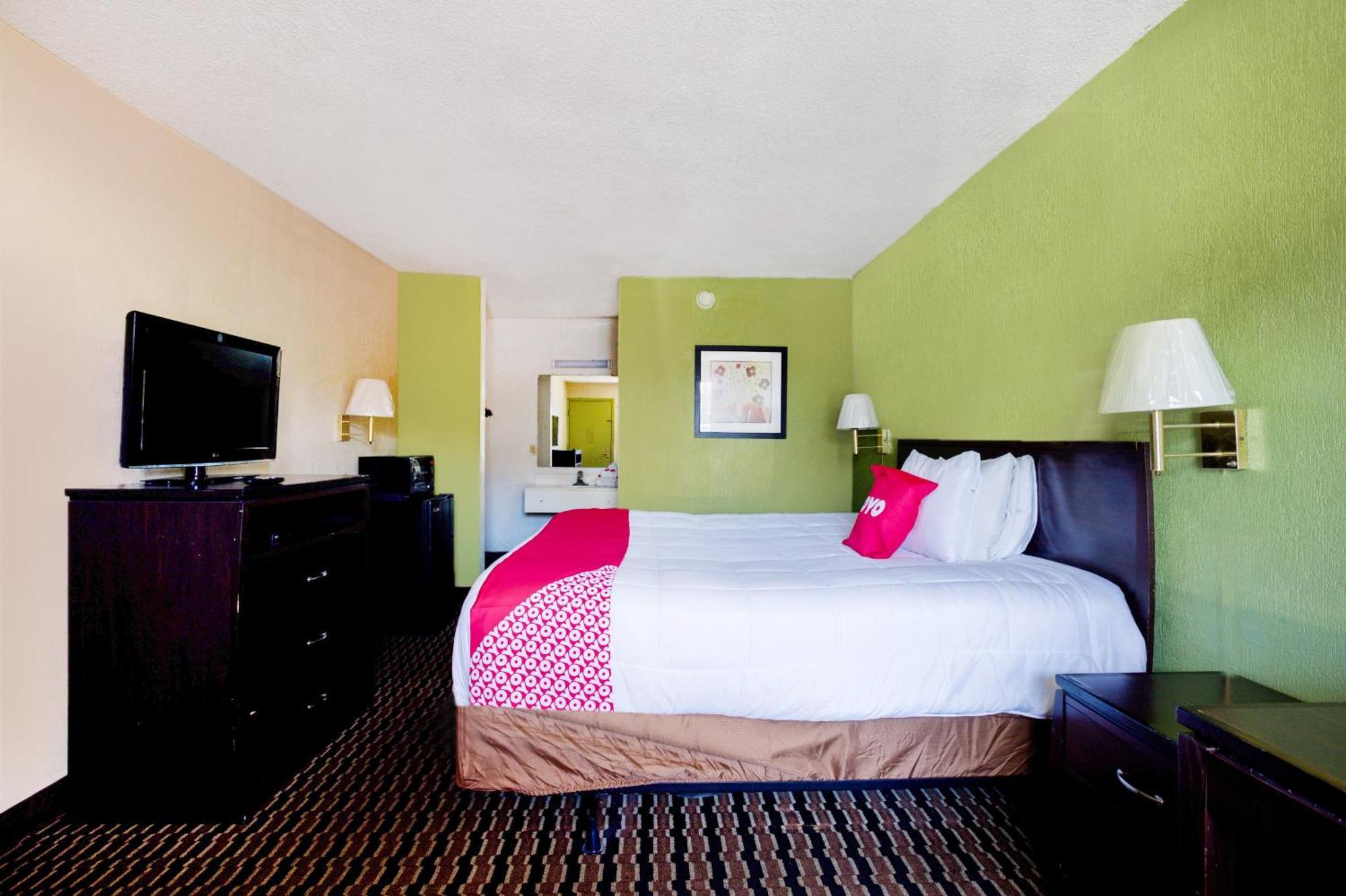 Oyo Hotel Pensacola I-10 & Hwy 29 Ferry Pass エクステリア 写真