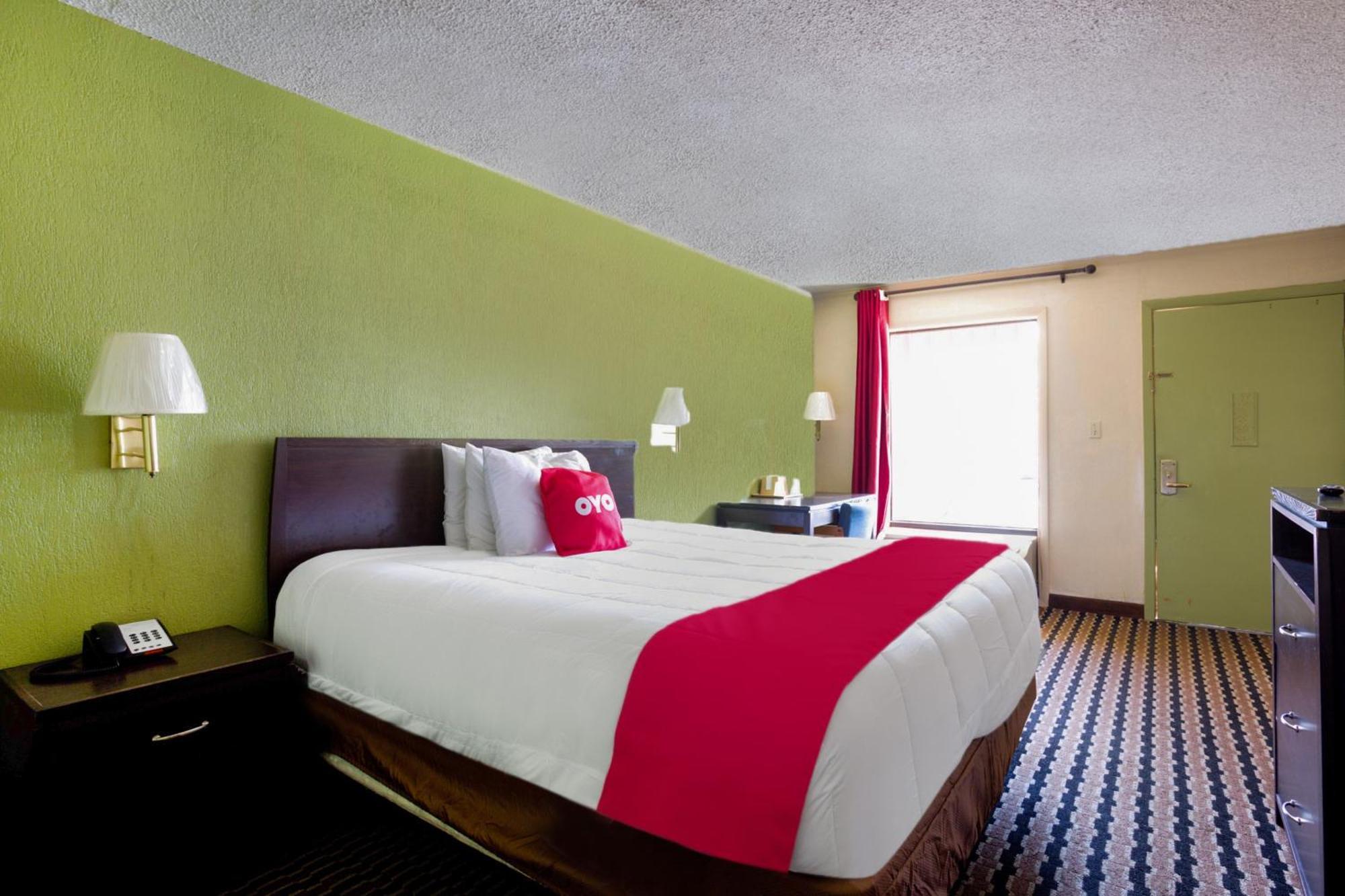 Oyo Hotel Pensacola I-10 & Hwy 29 Ferry Pass エクステリア 写真
